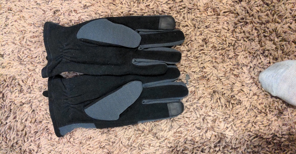 3M Thinsulate Black and Gray Men's Gloves